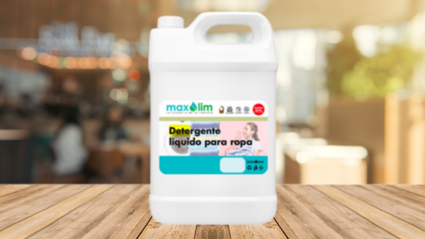 Detergente Líquido-Ropa